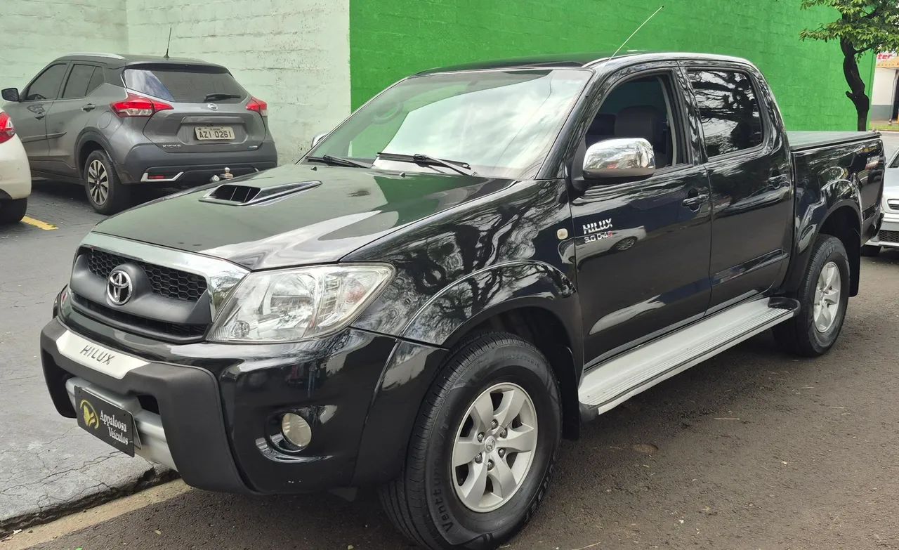 Toyota Hilux Hilux CD SRV D4-D 4x2 3.0 163cv TDI Dies 2011