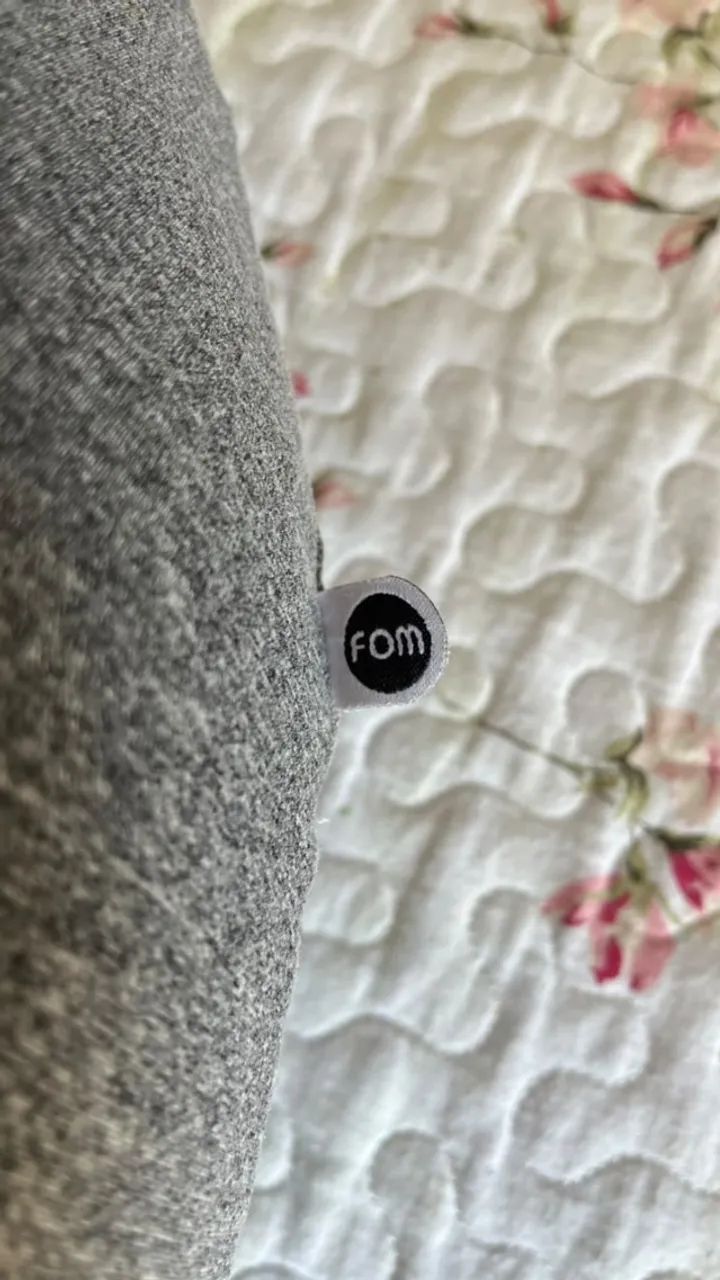 Almofada de Amamentação FOM Cinza Mescla - Praticamente Nova - Foto 2