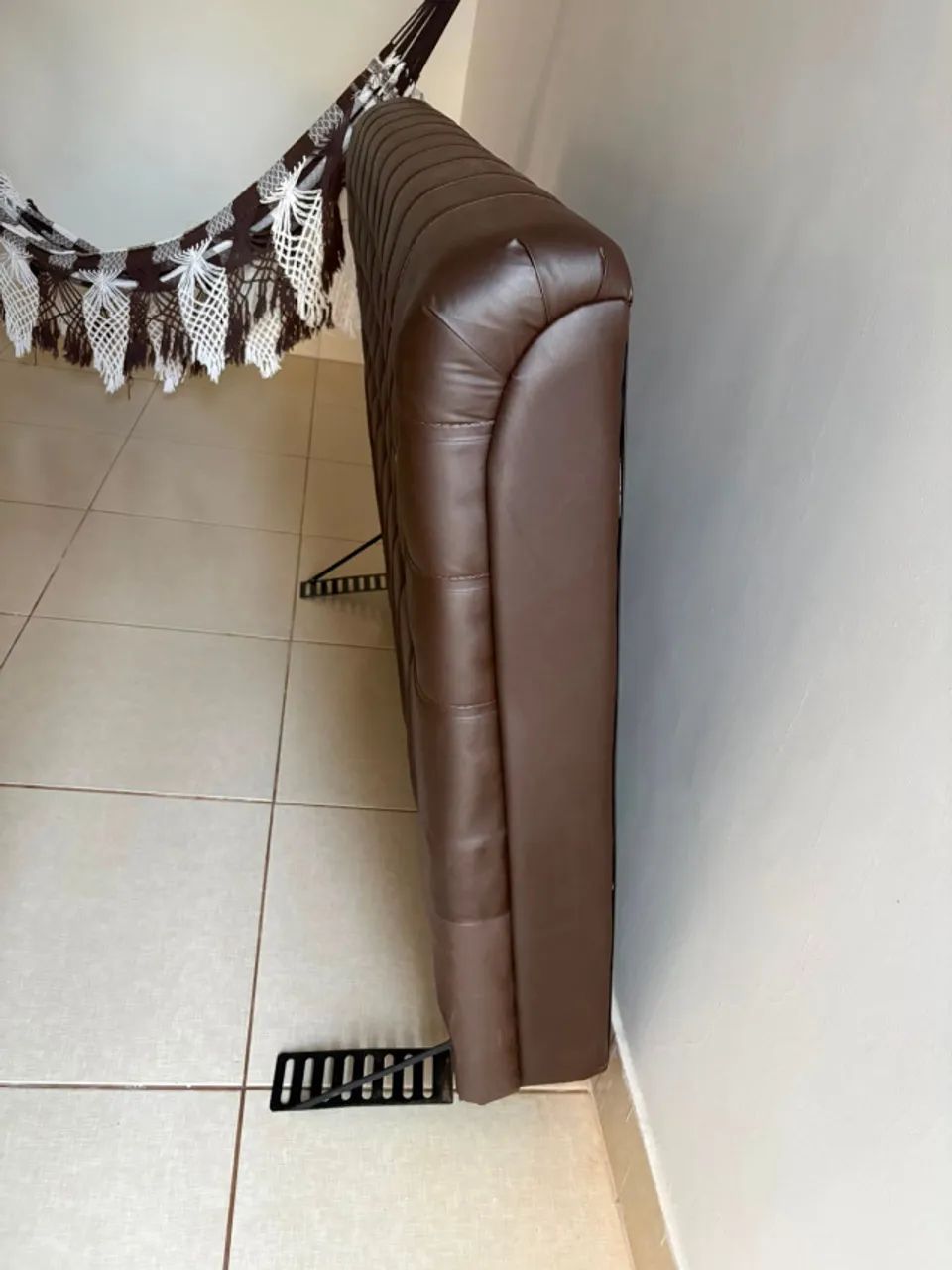 Cabeceira Queen Estofada Dama Simbal Cacau/Botões Creme - Foto 5