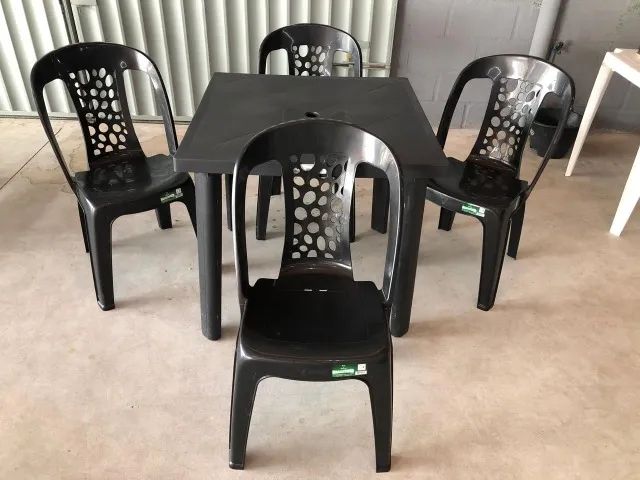 conj. com 4 cadeira  - Foto 2