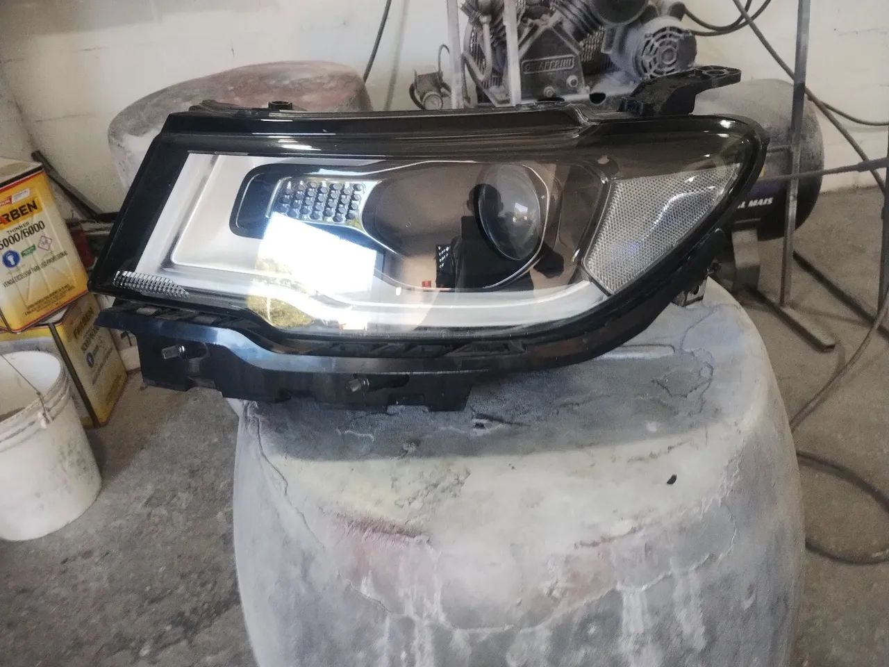 Farol esquerdo do Compass 2019 original usado com todas as lâmpadas de led funcionando - Foto 2