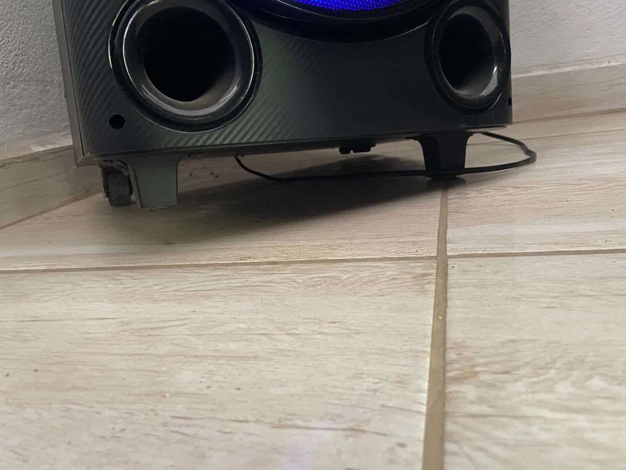 Vende-se caixa de som 2.300 de potência  - Foto 5