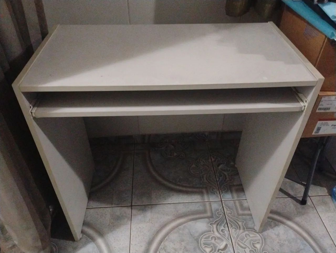 Mesinha para computador 