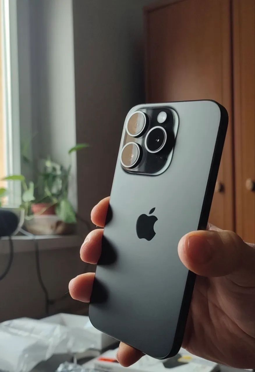 Iphone 15 Pro 256GB SAÚDE 85%