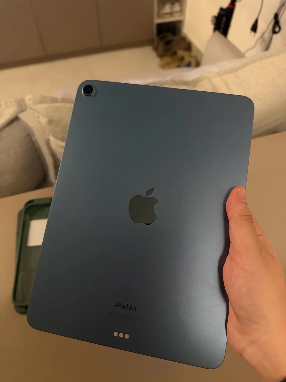 iPad Air 5 + Magic Keyboard | Pouquíssimo Usado - Foto 3