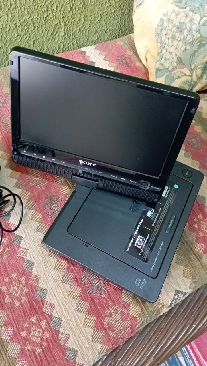 DVD portátil Sony DVP-FX 930.  9 polegadas  - Foto 5
