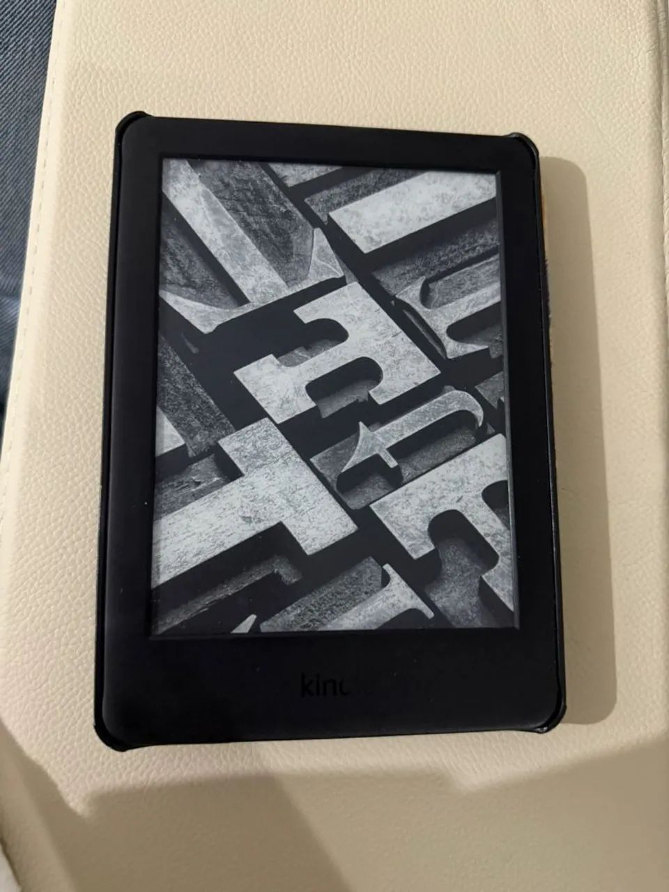 Kindle semi novo - Foto 3