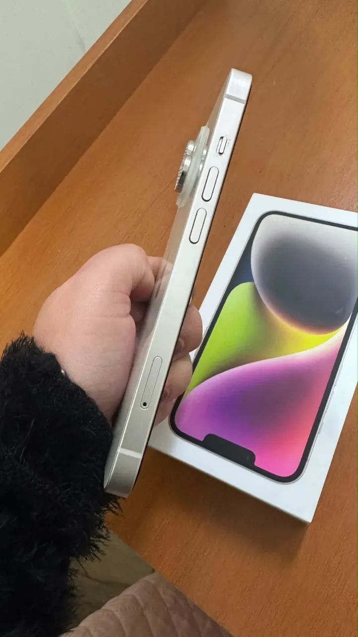 iPhone 14 branco - Saúde da bateria 97% - Foto 4
