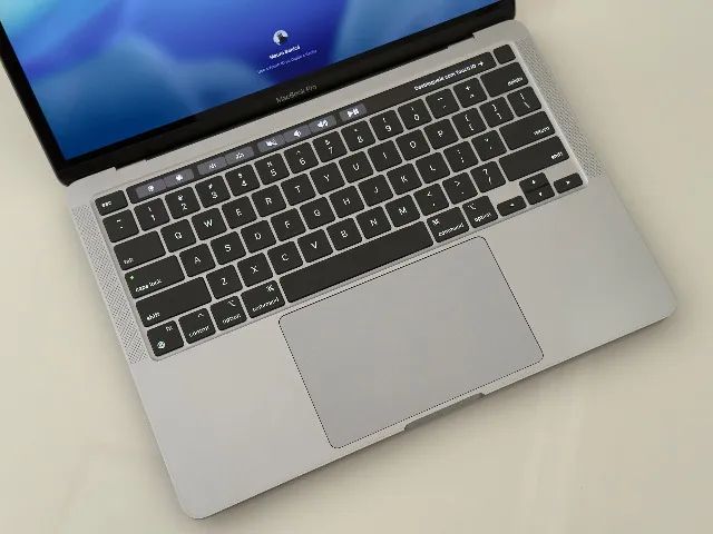 MacBook Pro M1 2020 - 8GB RAM - 512GB SSD - Notebooks - Vale