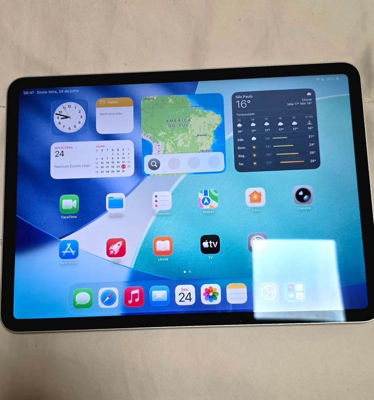iPad Pro 11" M2 128GB Prata + Magic Keyboard Branca + Apple Pencil