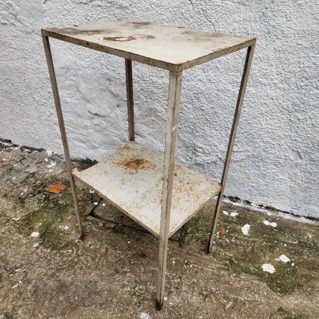 Mesa Auxiliar de Ferro Usada - Foto 4