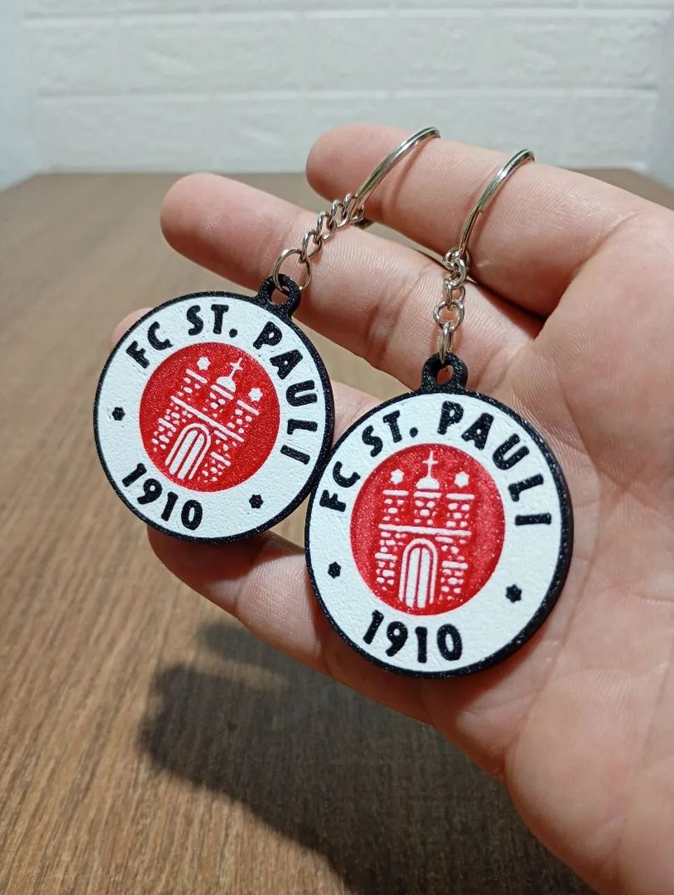 Kit com 2 chaveiros 3d do Fc ST. Pauli - Foto 3