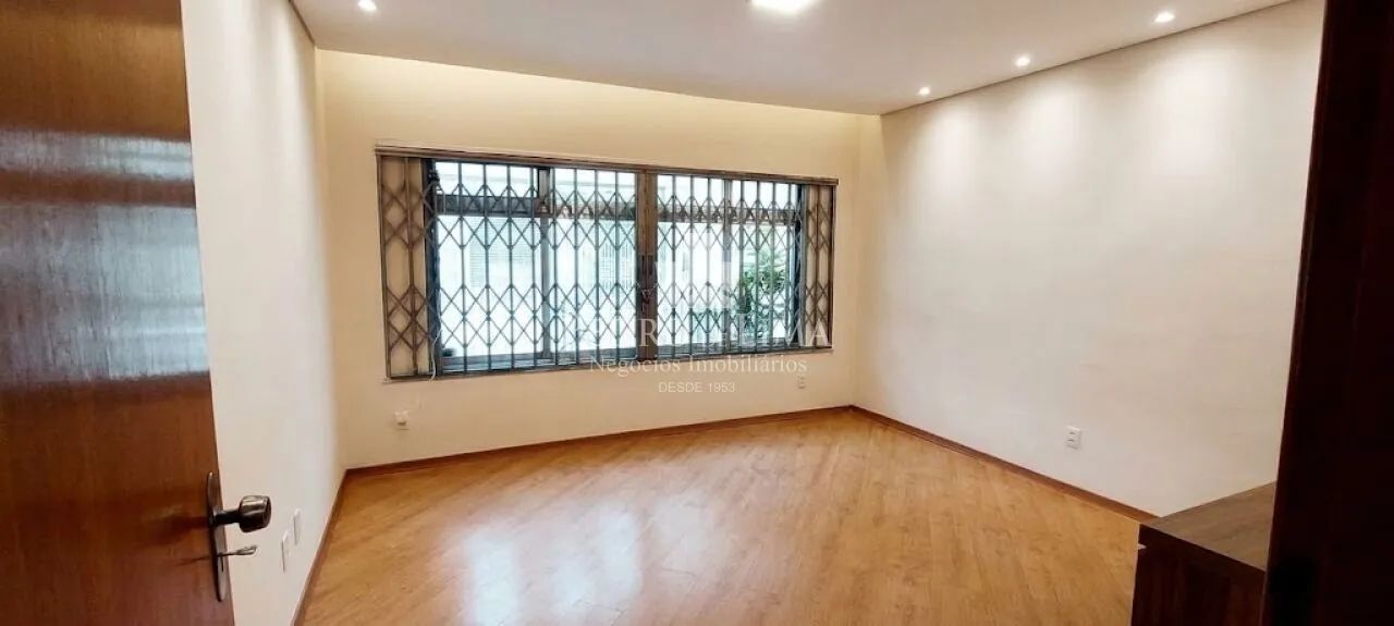 Casa de 3 Dormitórios com Edícula e 10 Vagas Próximo ao Metrô Carrão - Foto 2