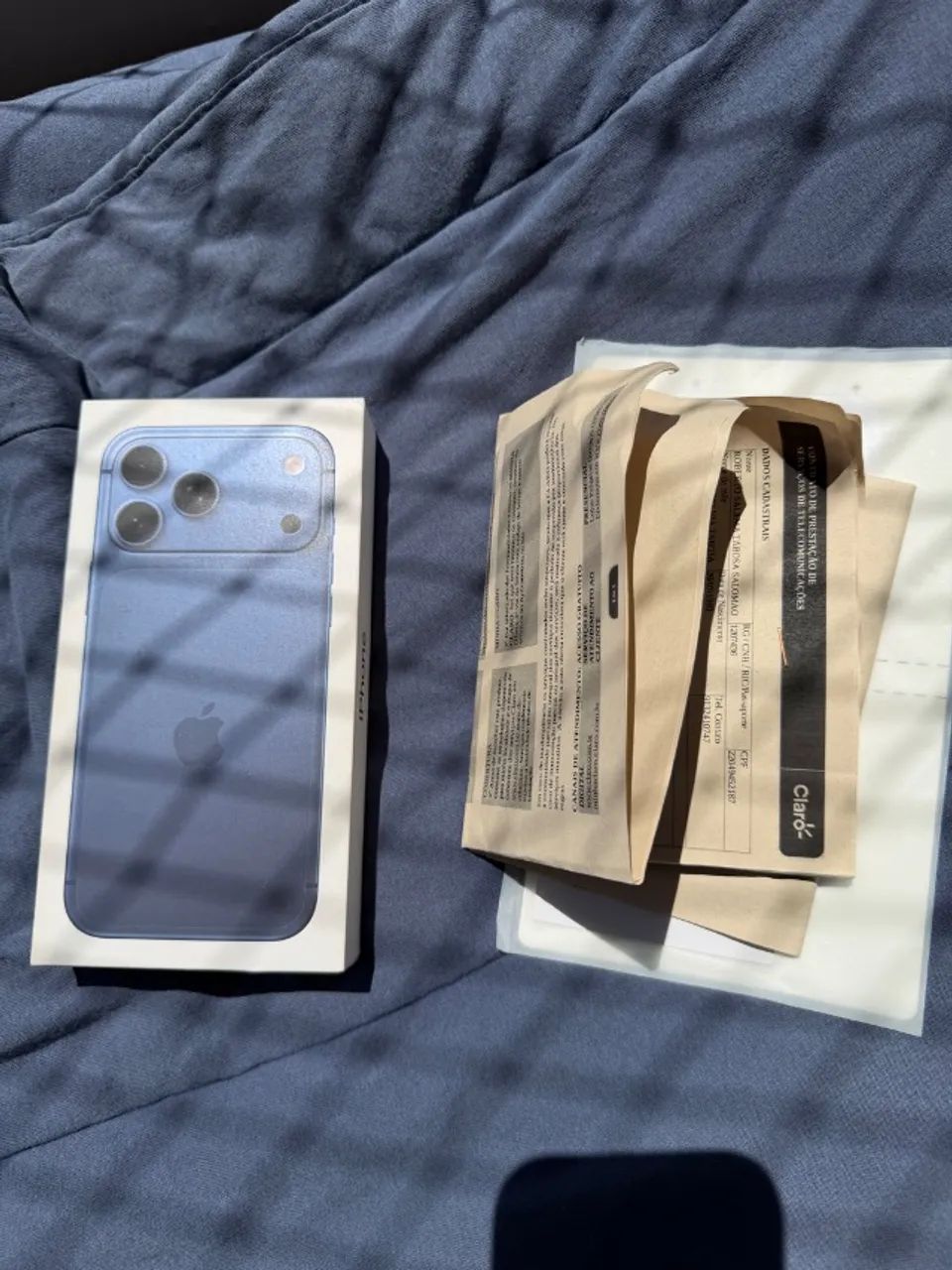 vendo iphone 17 Pro Max azul