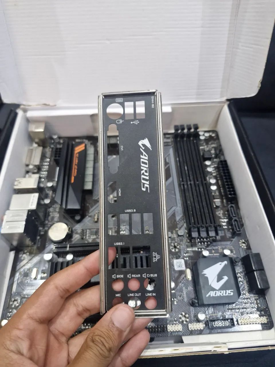PLACA MÃE B450 AORUS M - Foto 3