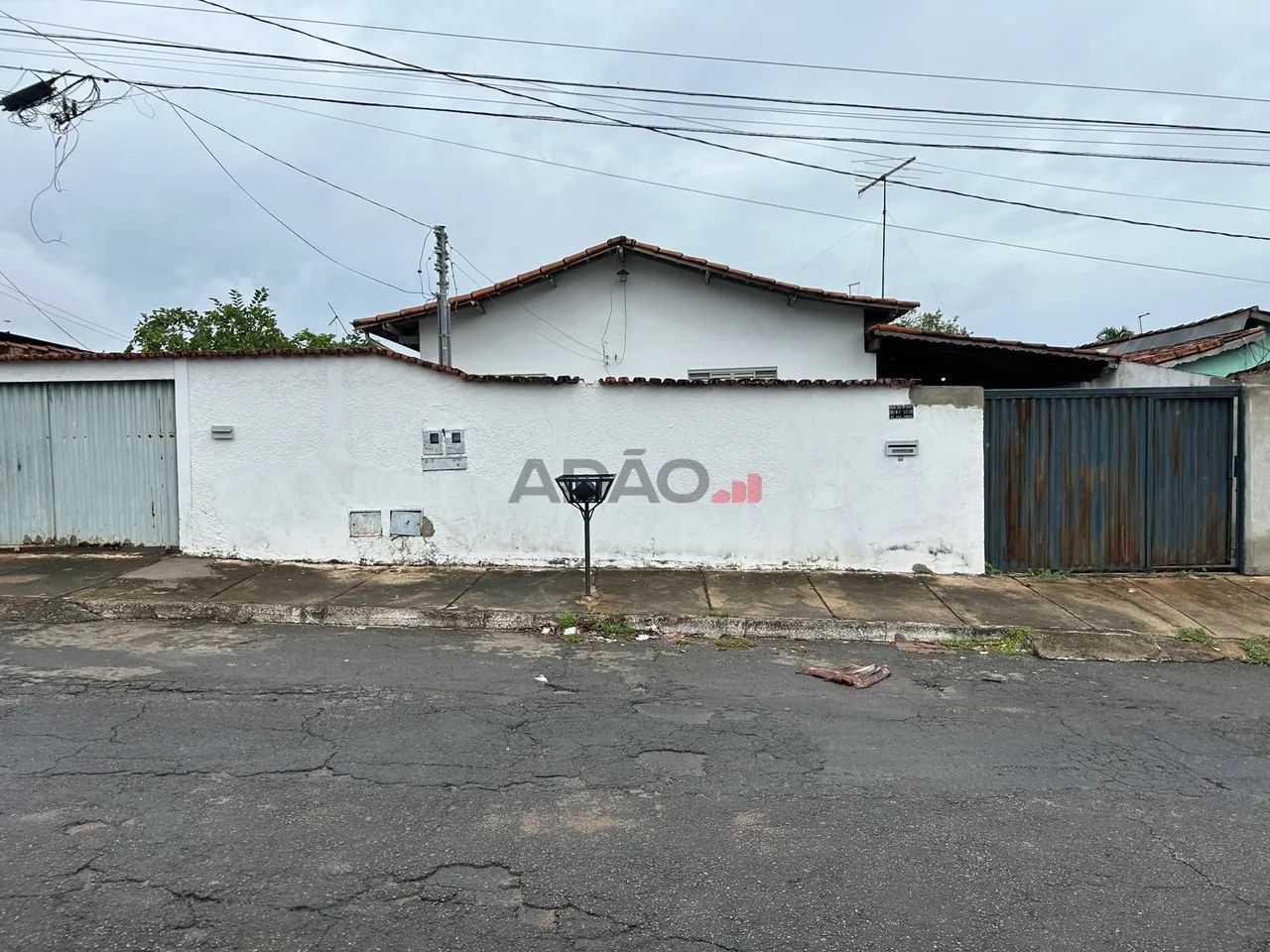CASA SETOR LESTE