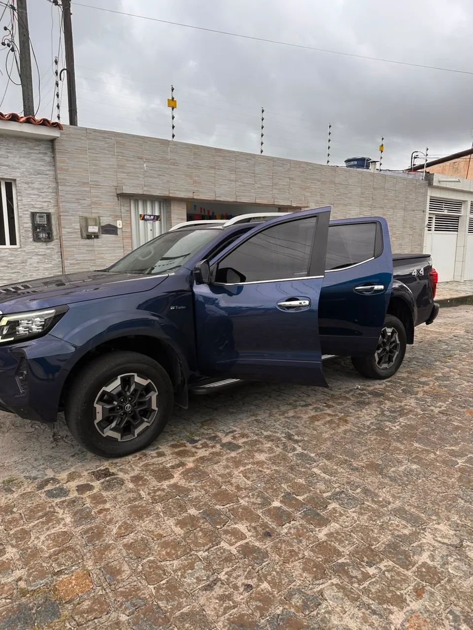 Nissan Frontier Frontier PLATI. CD  2.3 Bi-TB Dies.Aut. 2023