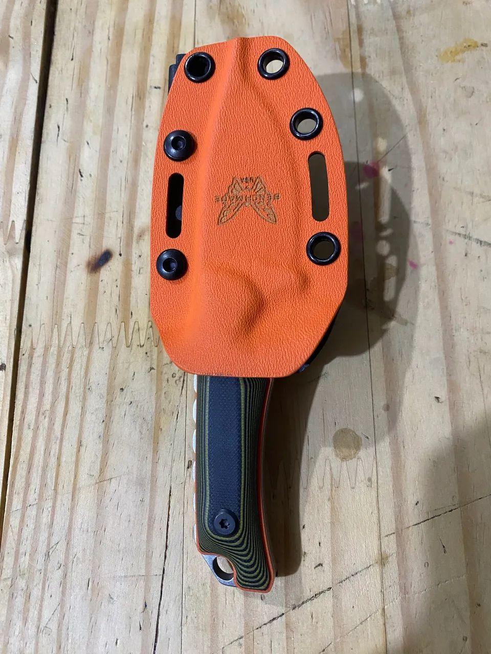 Faca benchmade 
