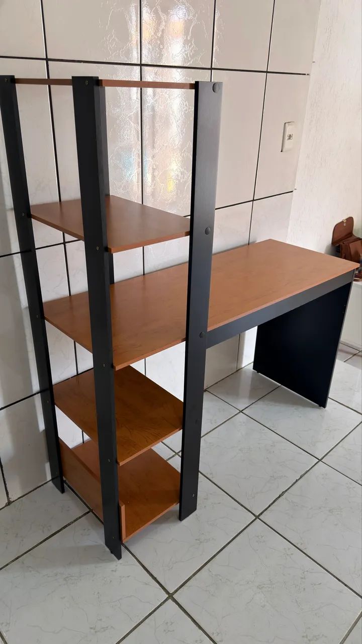 Mesa de estudo  - Foto 2