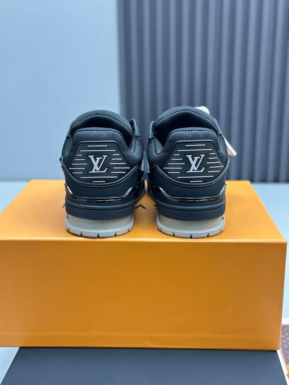 Tênis LV Trainer - Foto 5