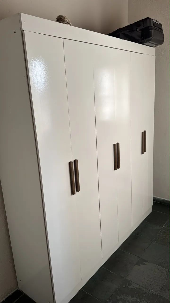 Guarda roupa solteiro 