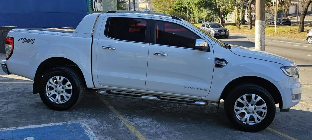 Ford Ranger RANGER LIMITED 3.2 20V 4X4 CD AUT. DIES. 2017