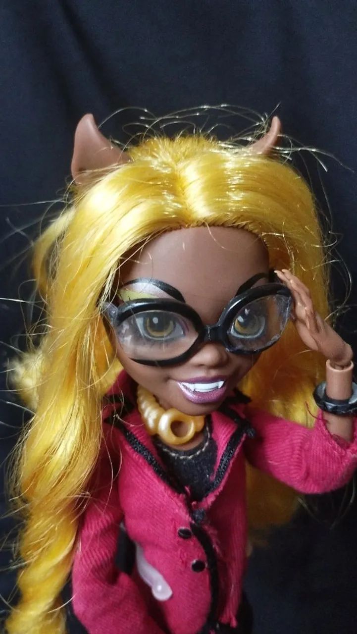 Monsters High Luzes, Câmera e Ação: Clawdia Wolf (Produto Original) - Foto 3