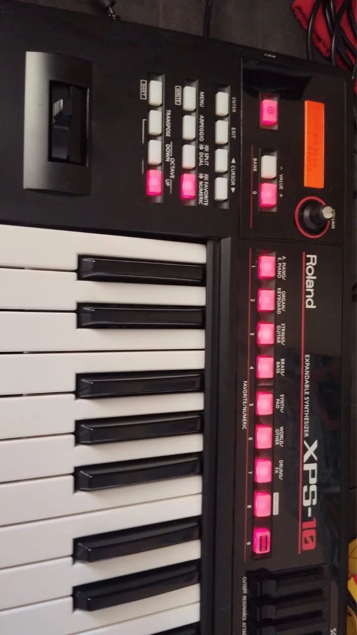 Roland XPS 10 (sem choro) - Instrumentos musicais - Coroa do Meio