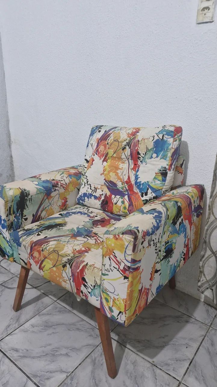 Duas poltrona..