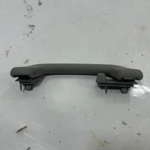 Alça Teto Pqp Bmw 120i 2.0 2014 A 2016 Traseira Direita Cinza - Foto 2