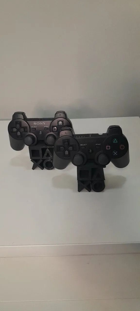 Playstation 3 com 2 controle + 1 jogo - Foto 2
