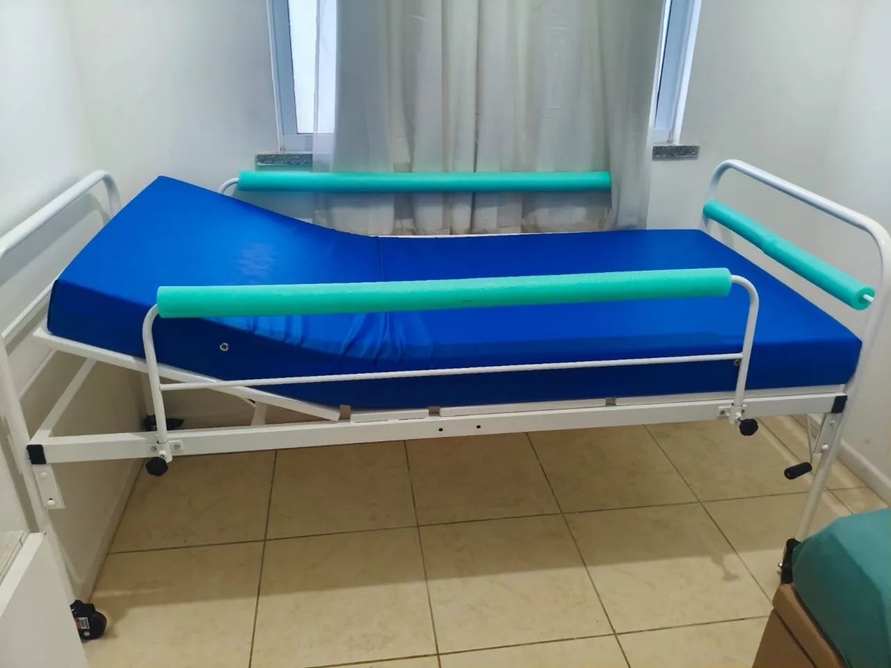 Cama hospitalar  - Foto 3