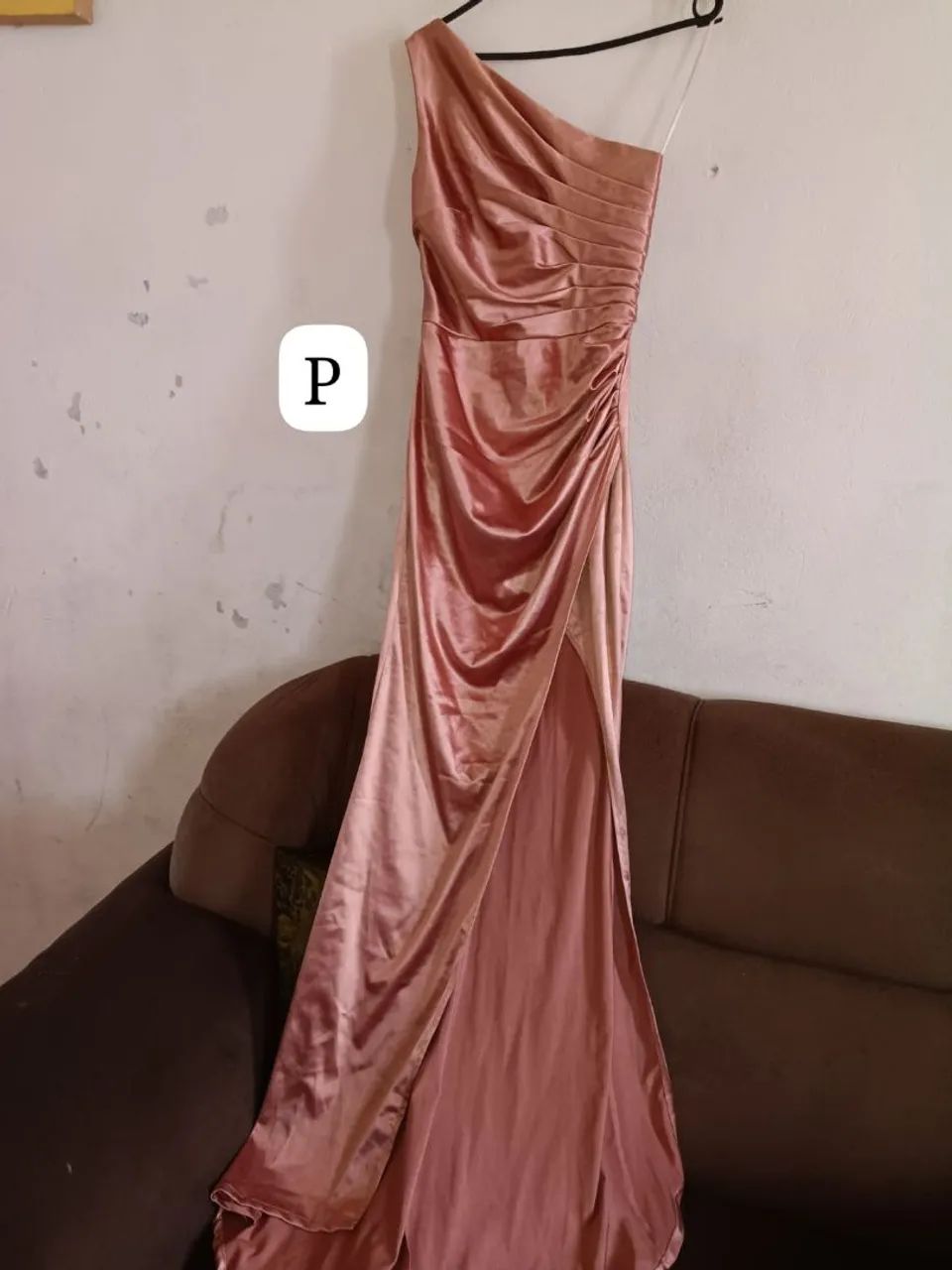 LOTE DE VESTIDOS