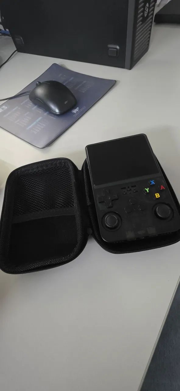 GAME CONSOLE R35S
