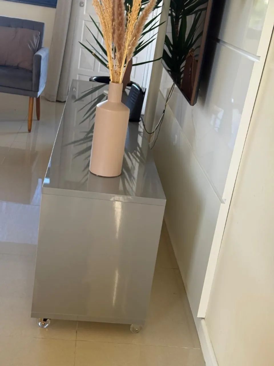 Rack e Painel, 100% MDF, laca, 2,20 de largura - Foto 2