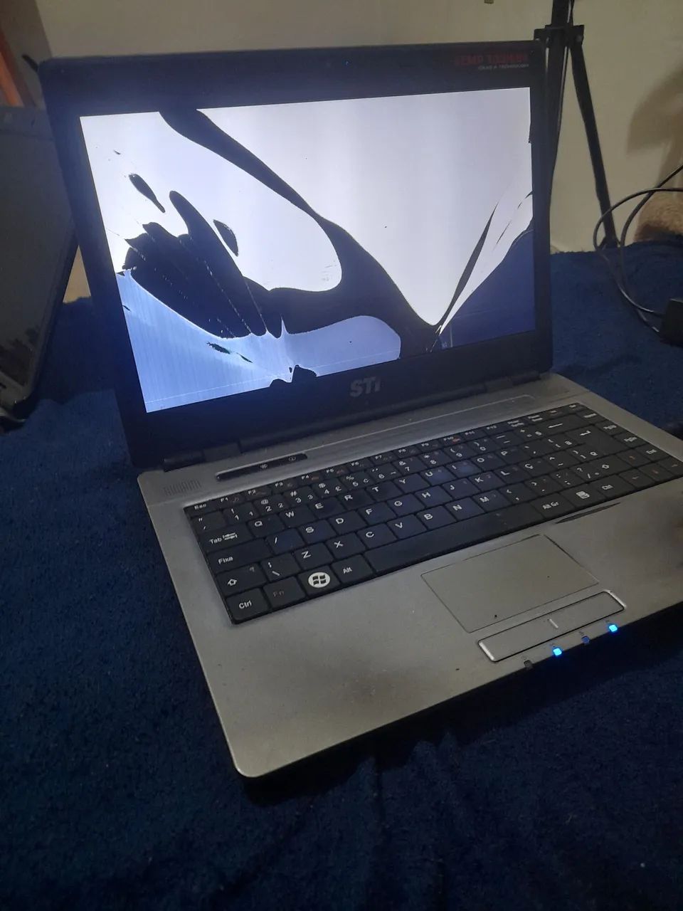 Notebook para retirar peças