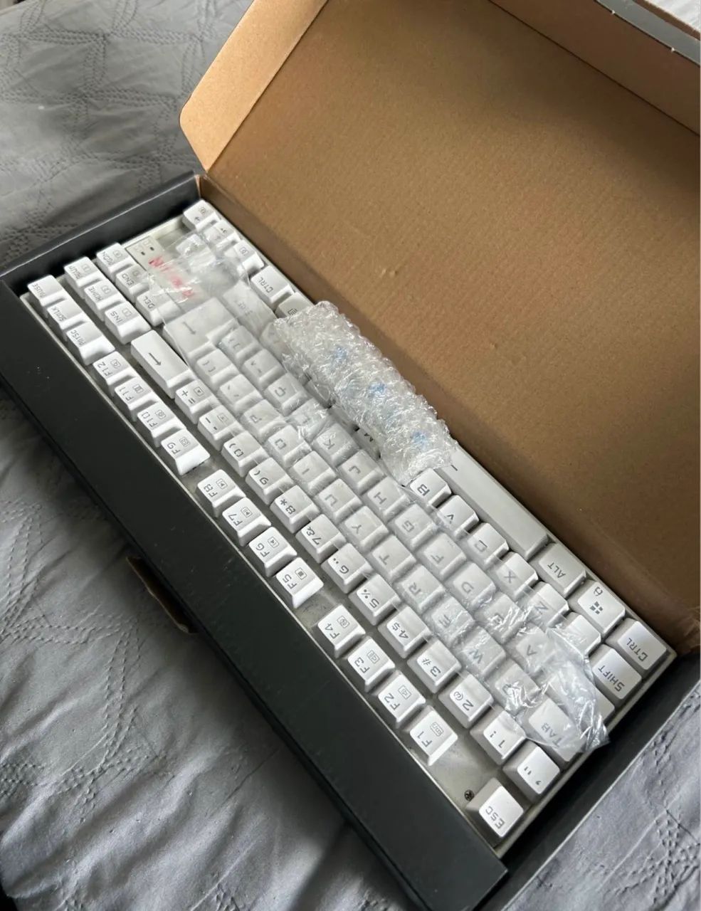 VENDO TECLADO REDRAGON KUMARA - Foto 4