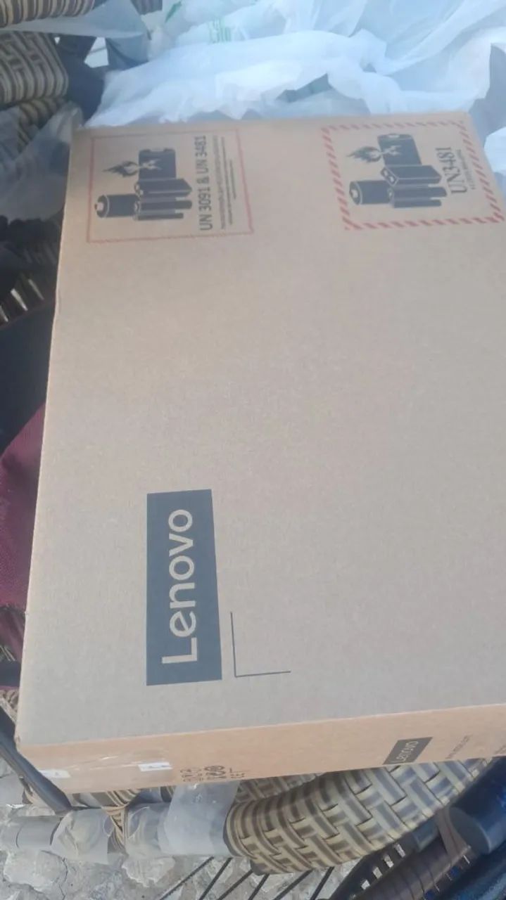Notebook Lenovo  - Foto 2