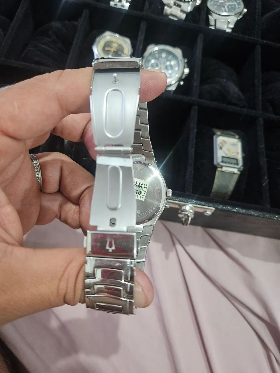 Relogio Bulova Daymond  8 diamantes  - Foto 3
