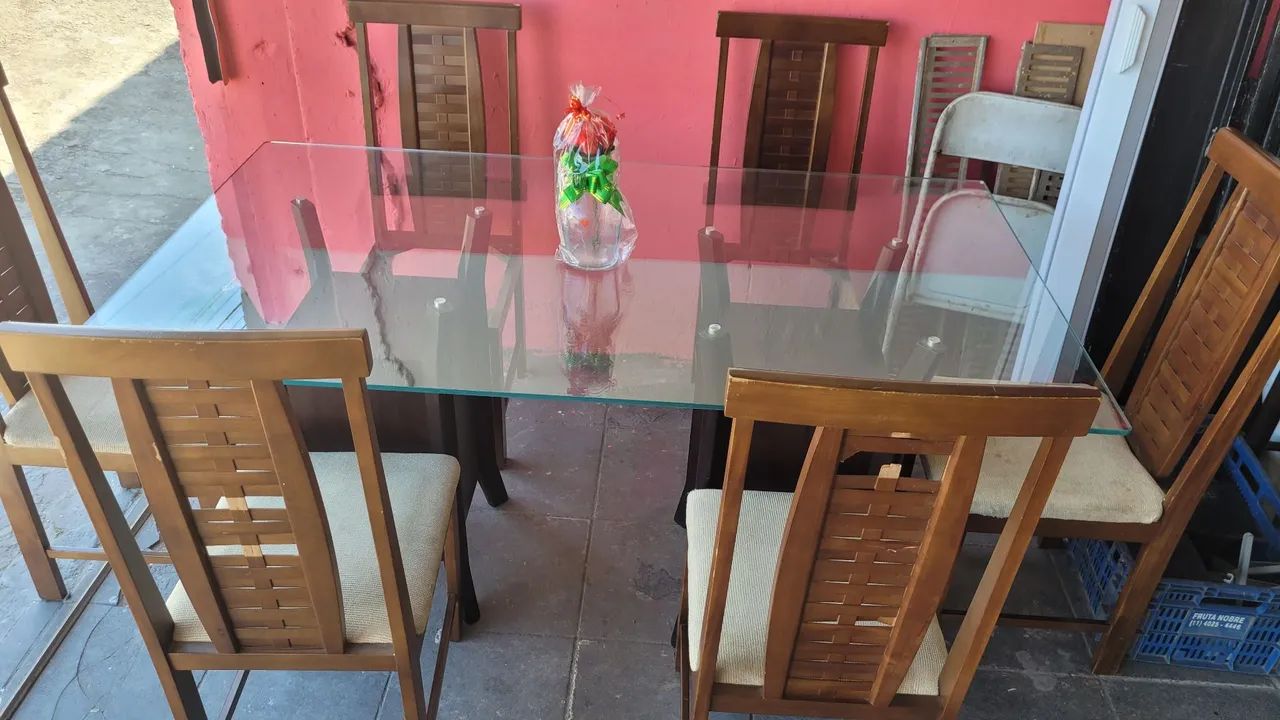 mesa com 6 cadeiras com tampa de vidro  - Foto 2