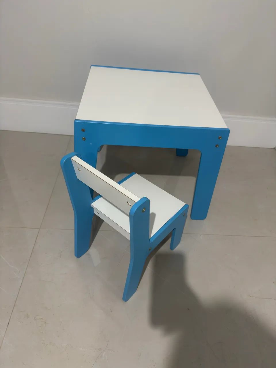 Mesa infantil c cadeira 