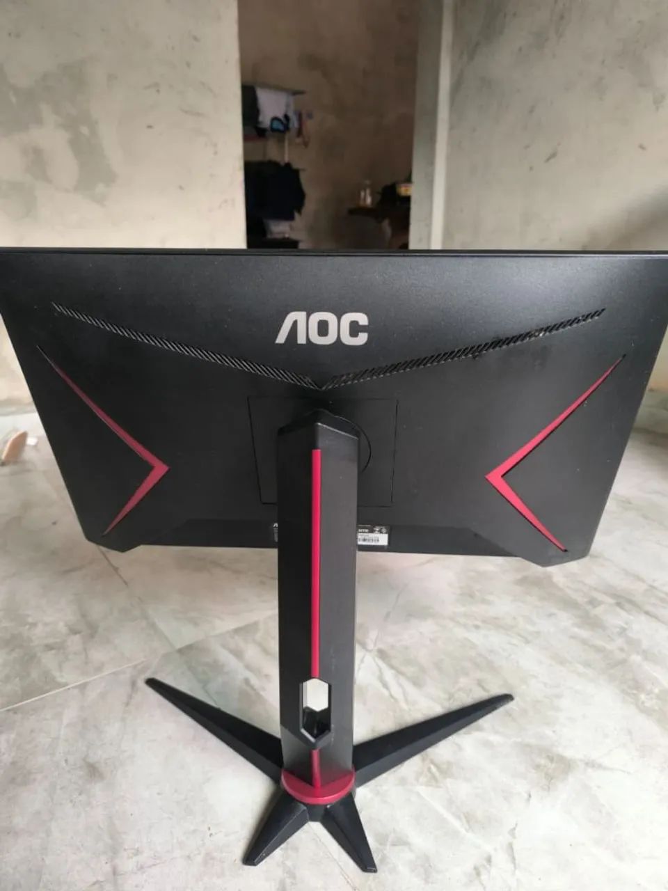 Monitor Gamer AOC 144Hz 1ms - Foto 2