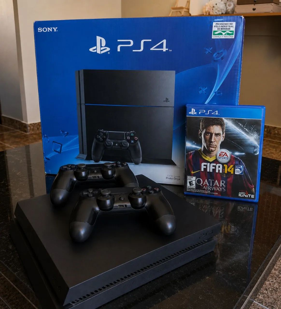 PS4 + FIFA 14