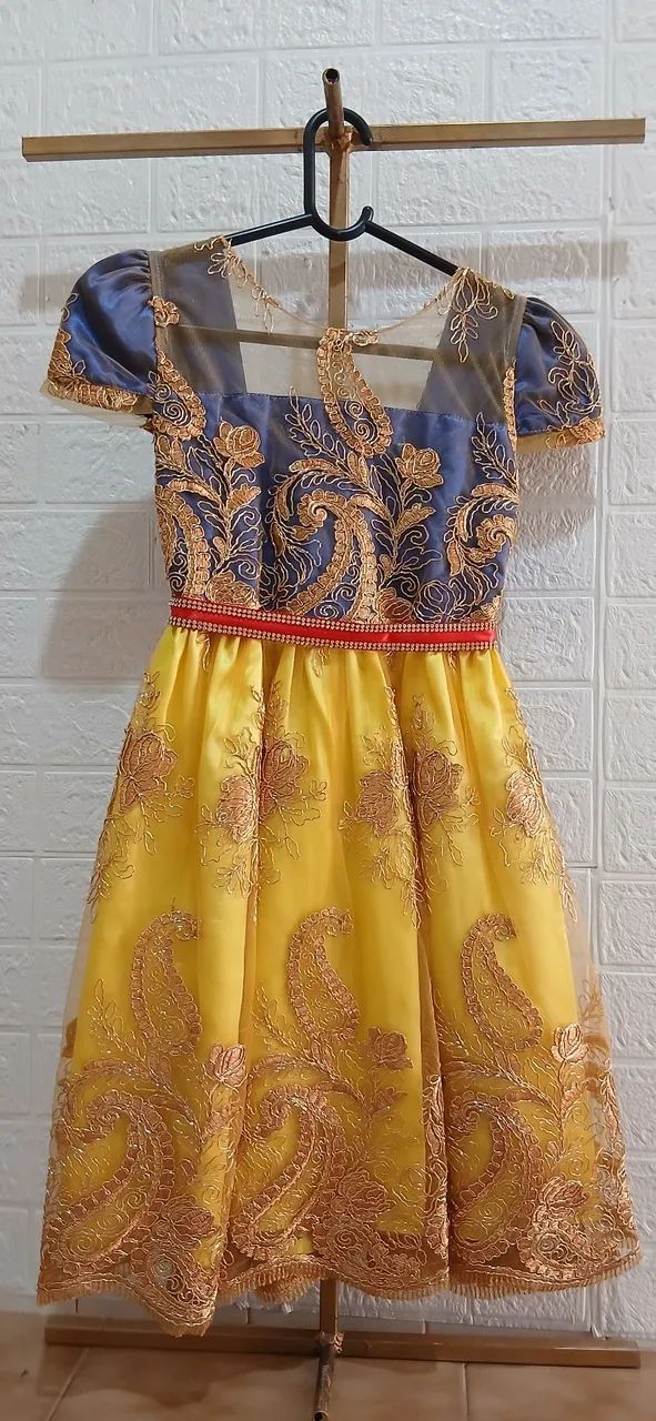 Vestido branca de Neve