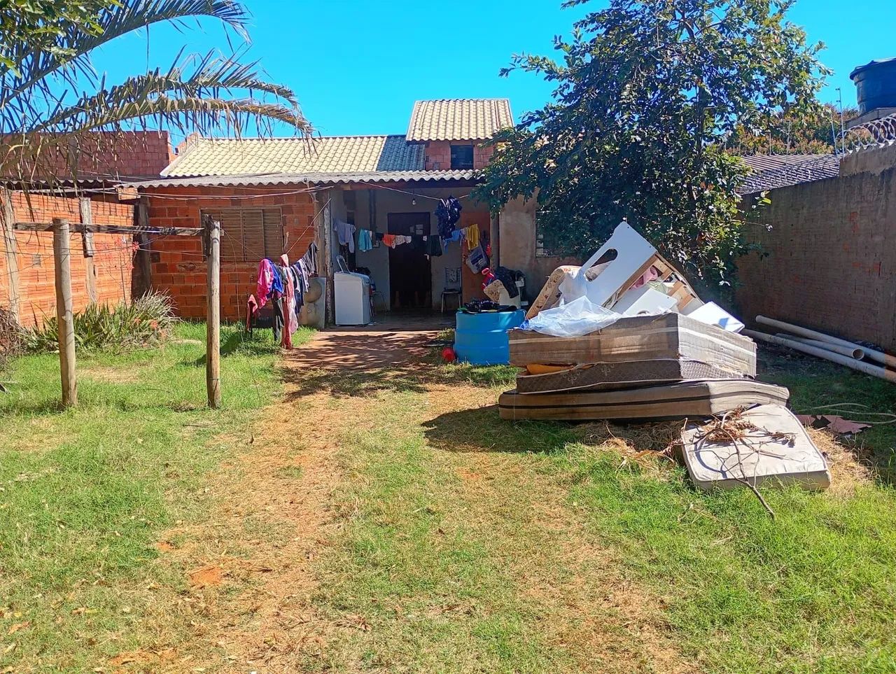 Vendo Terreno com Casa Construída - Foto 5