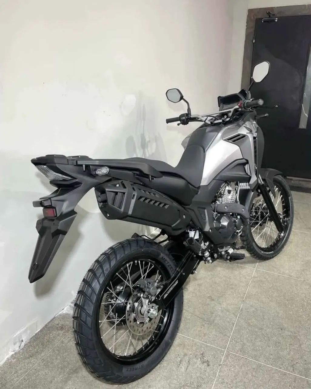 Sahara 300 2026 - zero km - Foto 2
