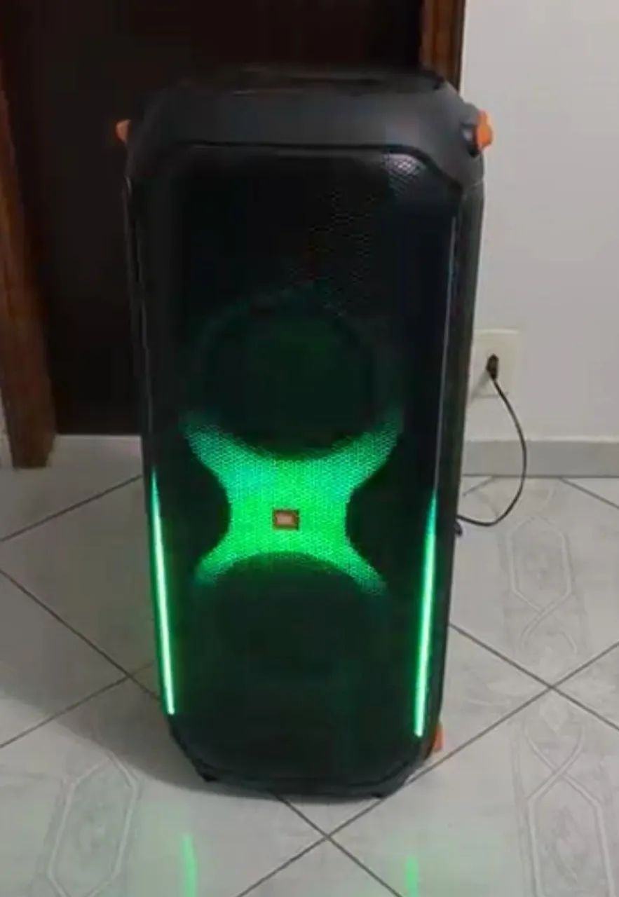 Caixa de Som JBL 710 Paraty Box e microfones com suporte. - Foto 3