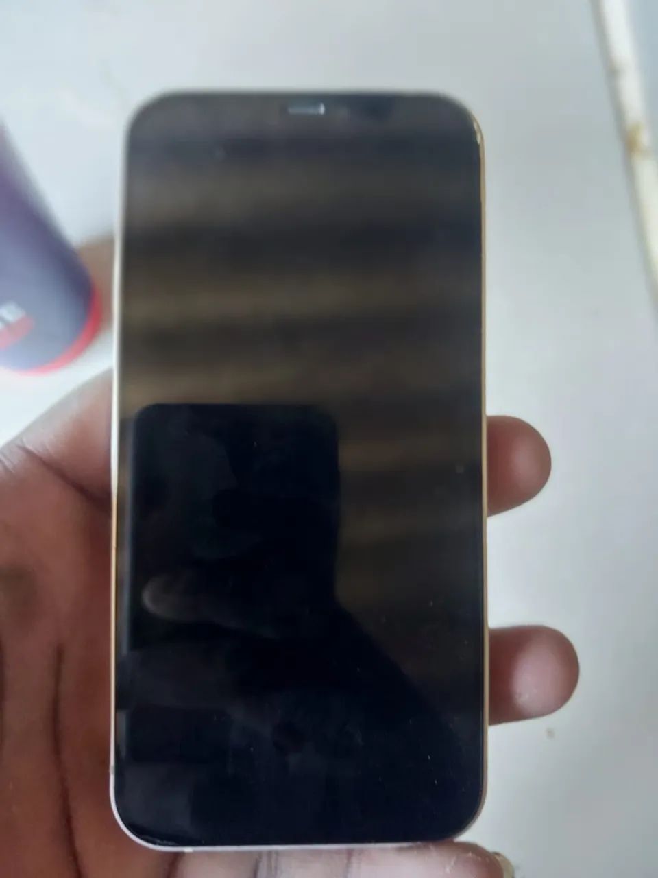 iPhone 12 com detalhes - Foto 2