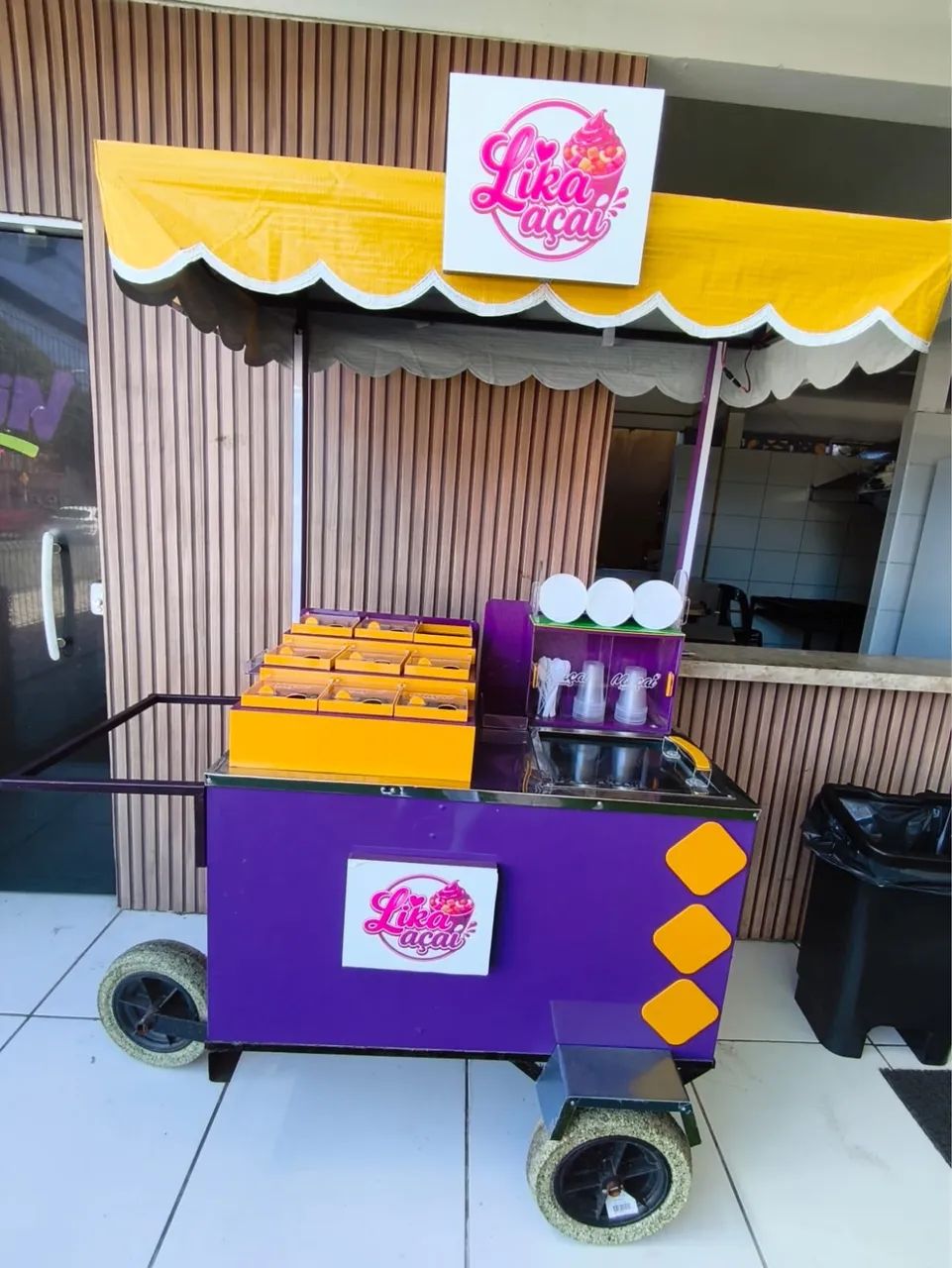 Carrinho de açaí