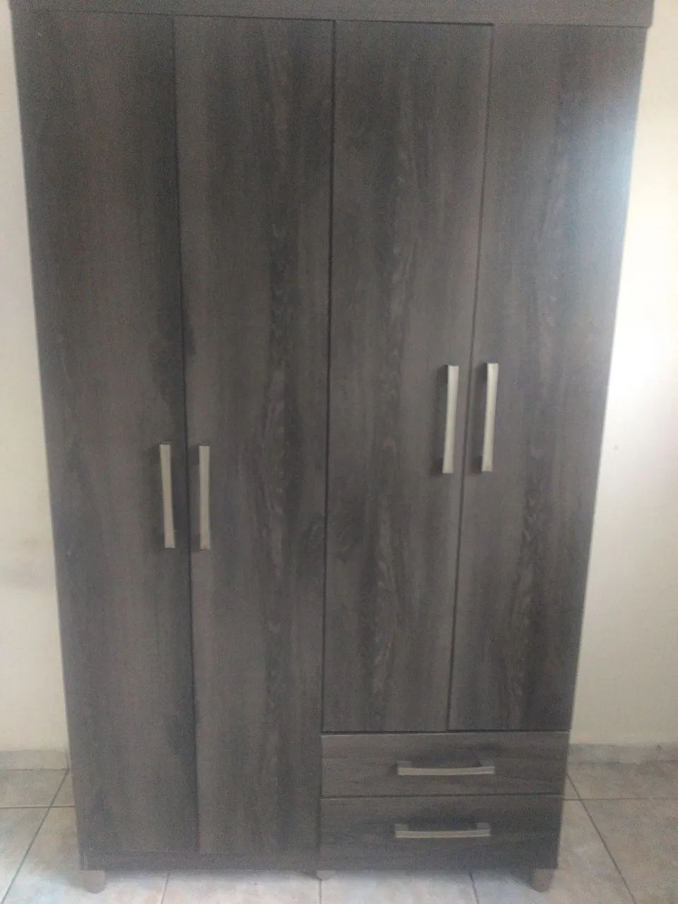 Vende se Guarda roupa de solteiro 100 pra buscar hj  - Foto 3
